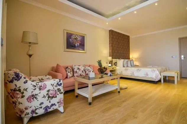 Comfort Tek Büyük Yataklı Oda