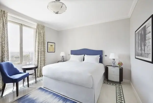 Deluxe Tek Büyük Yataklı Oda, Liman Manzaralı