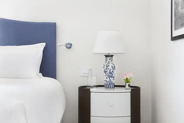 Deluxe Tek Büyük Yataklı Oda, Liman Manzaralı