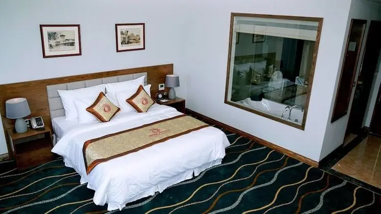 Deluxe Tek Büyük veya İki Ayrı Yataklı Oda