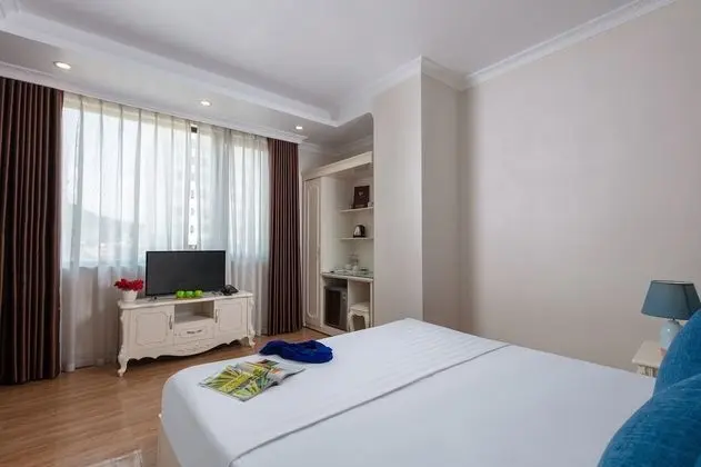 Deluxe Tek Büyük Yataklı Oda