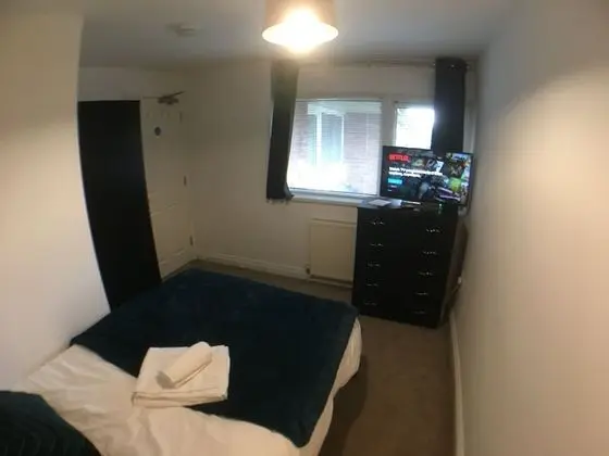 Ev