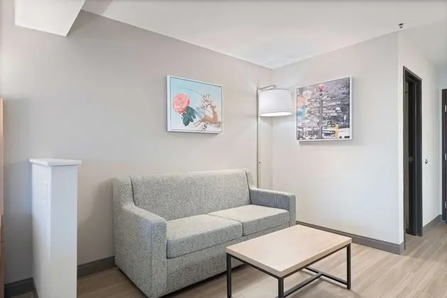 Standard Oda, 1 En Büyük (King) Boy Yatak, Sigara İçilmez, Buzdolabı ve Mikrodalga