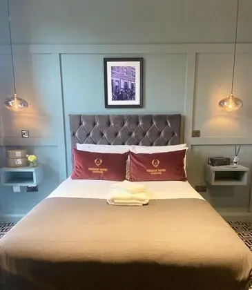 Deluxe Tek Büyük Yataklı Oda