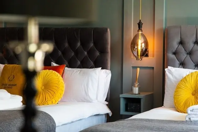 Deluxe Tek Büyük Yataklı Oda