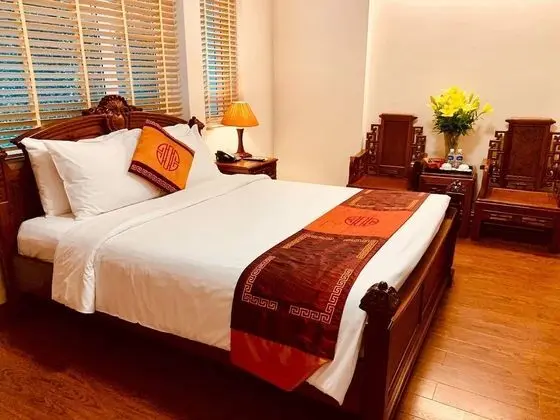 Deluxe Tek Büyük Yataklı Oda (with Window)
