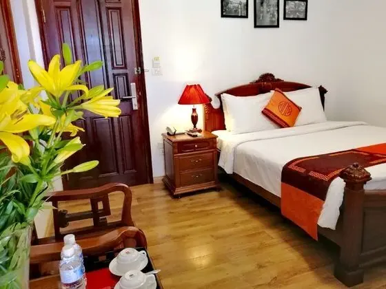Deluxe Tek Büyük Yataklı Oda (with Window)