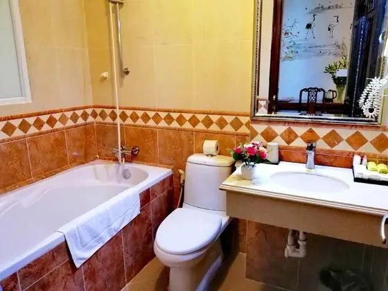 Deluxe Tek Büyük Yataklı Oda (with Window)