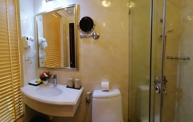 Suite Double with Bacolny and city View