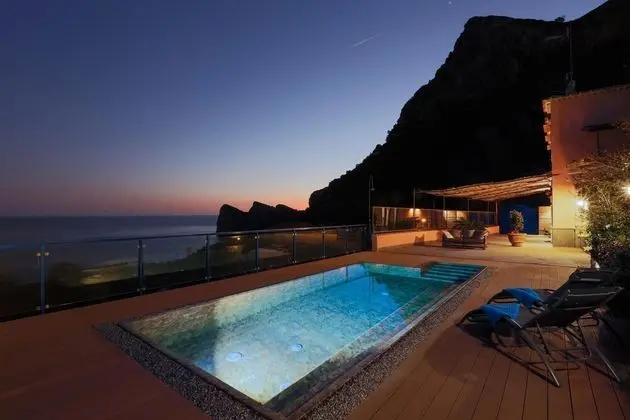 Villa, Sigara İçilebilir