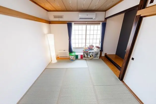 Ev, Sigara İçilmez (Private Vacation Home)