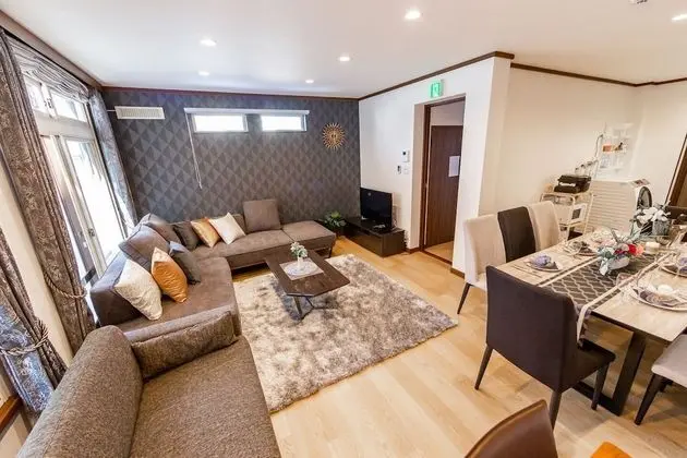 Ev, Sigara İçilmez (Private Vacation Home)