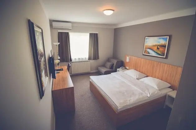 Deluxe Tek Büyük veya İki Ayrı Yataklı Oda, 1 Yatak Odası