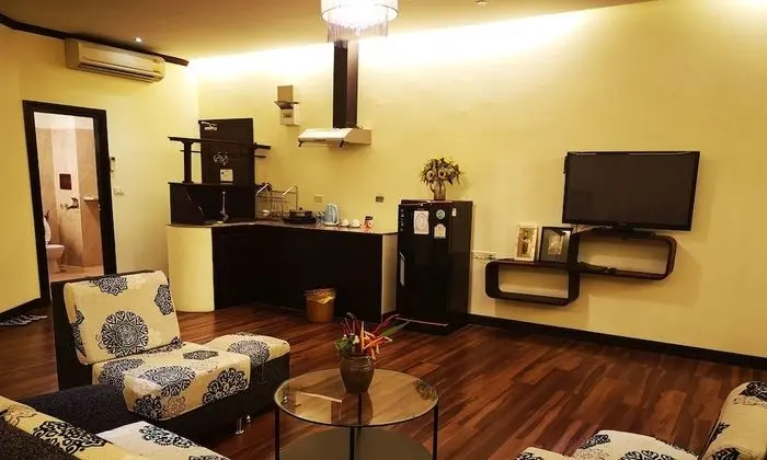 Luxury Tek Büyük veya İki Ayrı Yataklı Oda, 1 En Büyük (King) Boy Yatak, Küçük Mutfak