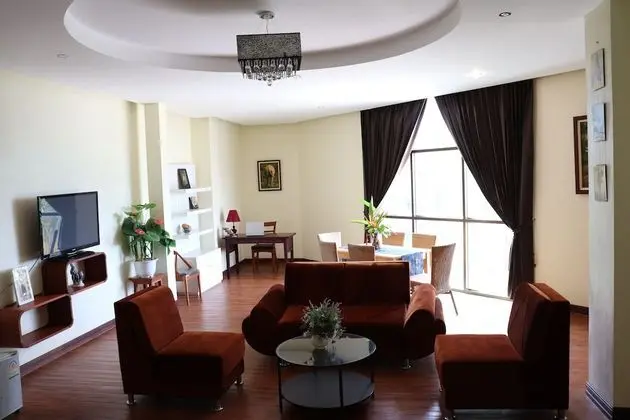 Luxury Tek Büyük veya İki Ayrı Yataklı Oda, 1 En Büyük (King) Boy Yatak, Küçük Mutfak