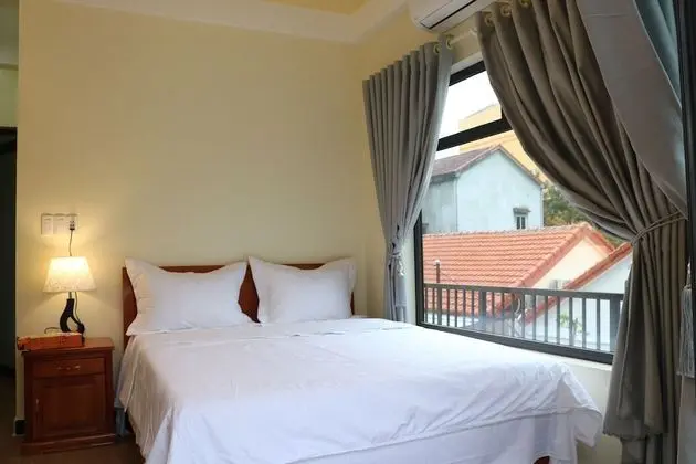 Panoramic Tek Büyük Yataklı Oda, Balkon, Nehir Manzaralı