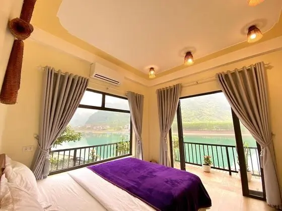 Panoramic Tek Büyük Yataklı Oda, Balkon, Nehir Manzaralı
