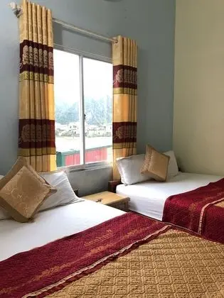 Üç Kişilik Oda