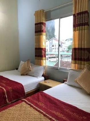 Üç Kişilik Oda
