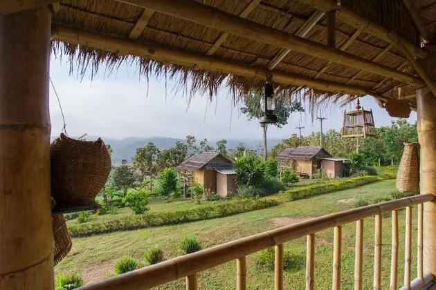 Chalet, Fan