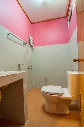 Deluxe Room, Fan