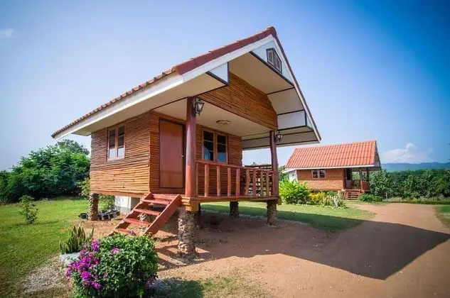 Fan Bungalow