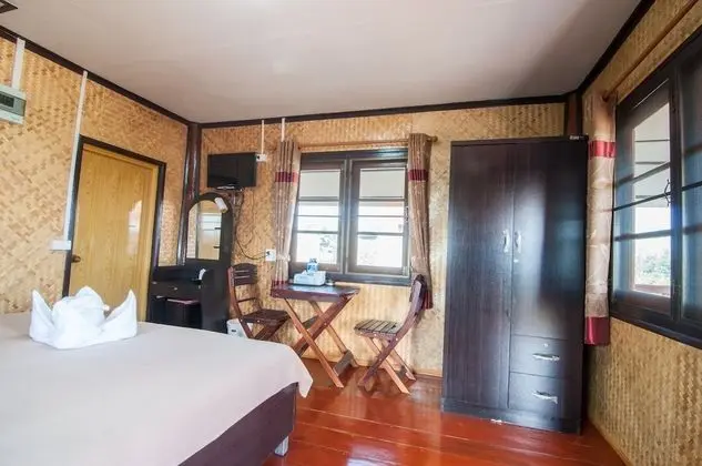 Fan Bungalow