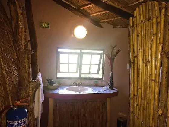 Traditional Bungalov (1)