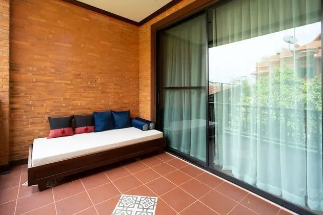 Deluxe Suite, Balcony - Air purifiers
