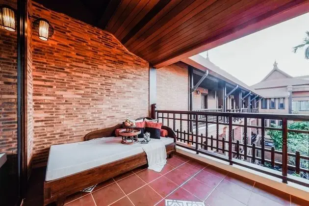Deluxe Suite, Balcony - Air purifiers