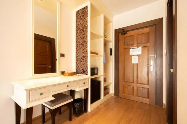 Deluxe Twin with Balcony - Air purifiers