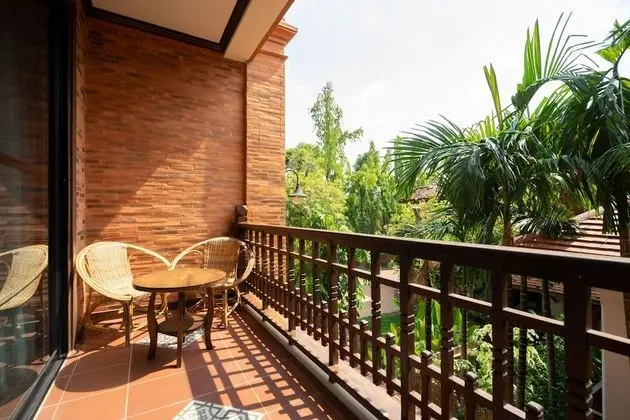 Deluxe Twin with Balcony - Air purifiers