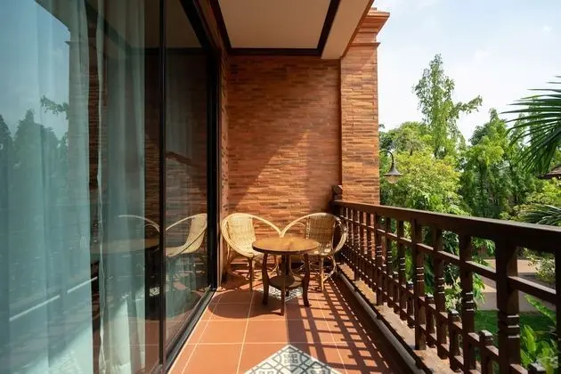 Deluxe Twin with Balcony - Air purifiers