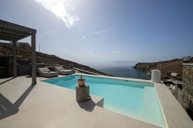 Selene Villa with Private Pool and Sea View