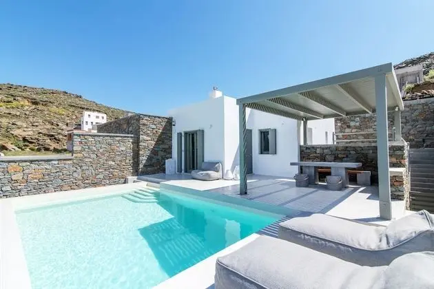 Selene Villa with Private Pool and Sea View