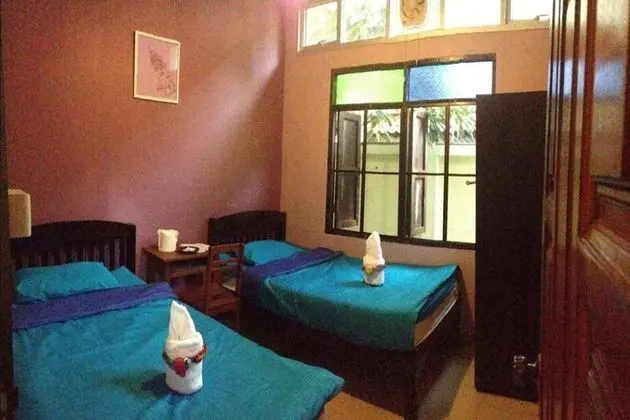 Twin Room with Shared Bathroom