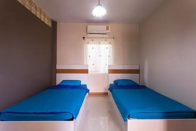 Twin Room with Shared Bathroom