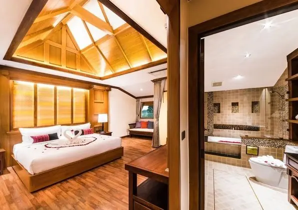 Deluxe Double Room, Balcony (with Air Purifier)