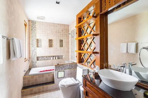 Deluxe Double Room, Balcony (with Air Purifier)