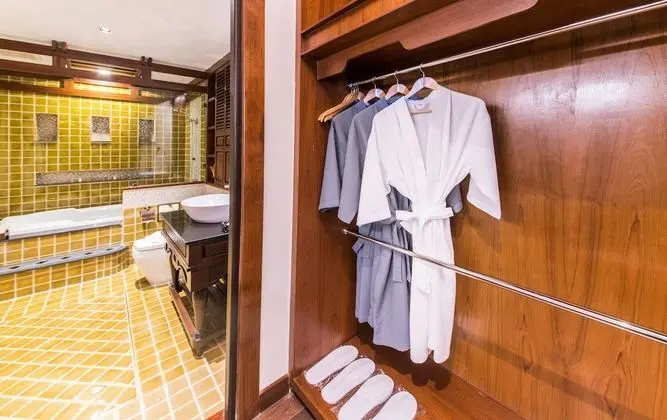 Grand Suite, Balcony (with Air Purifier)
