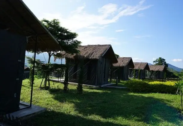 Tent House with Shared Bathroom