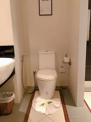 Deluxe Tek Büyük Yataklı Oda (Front View)