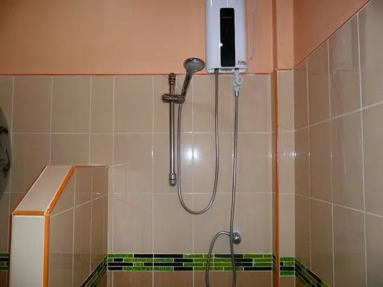 Superior Tek Büyük Yataklı Oda (Air Con)