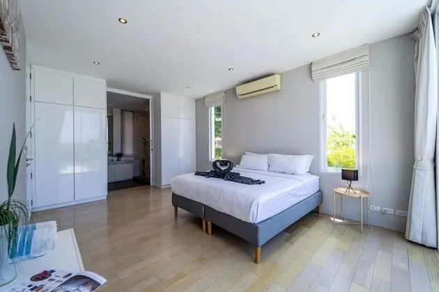 4-Bedroom Pool Villa