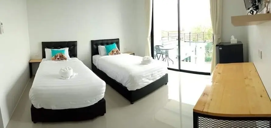 Deluxe Twin Room with Balcony