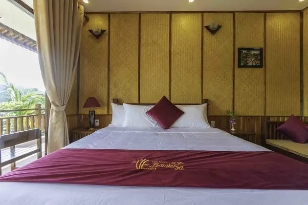 Deluxe Oda, Havuz Manzaralı