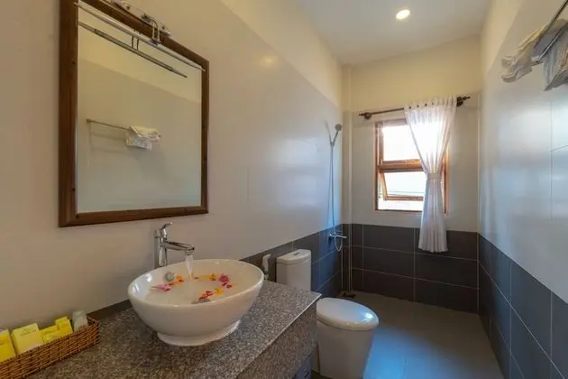 Deluxe Bungalov, Bahçe Manzaralı (Triple)
