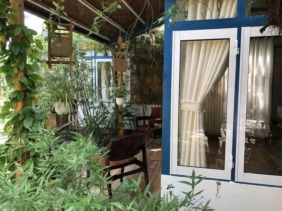 Standard Oda, Bahçe Manzaralı