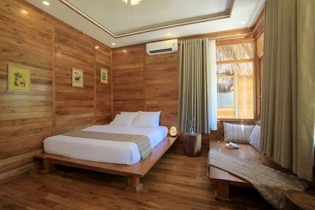 Family Bungalov, Havuz Manzaralı