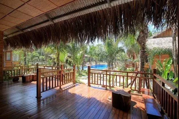 Family Bungalov, Havuz Manzaralı